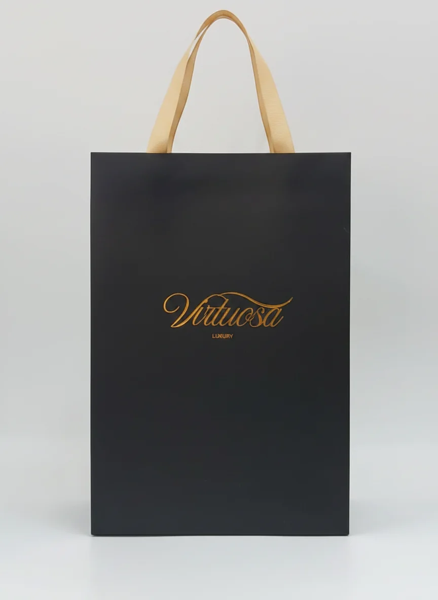 Detalle de foil dorado sobre una bolsa